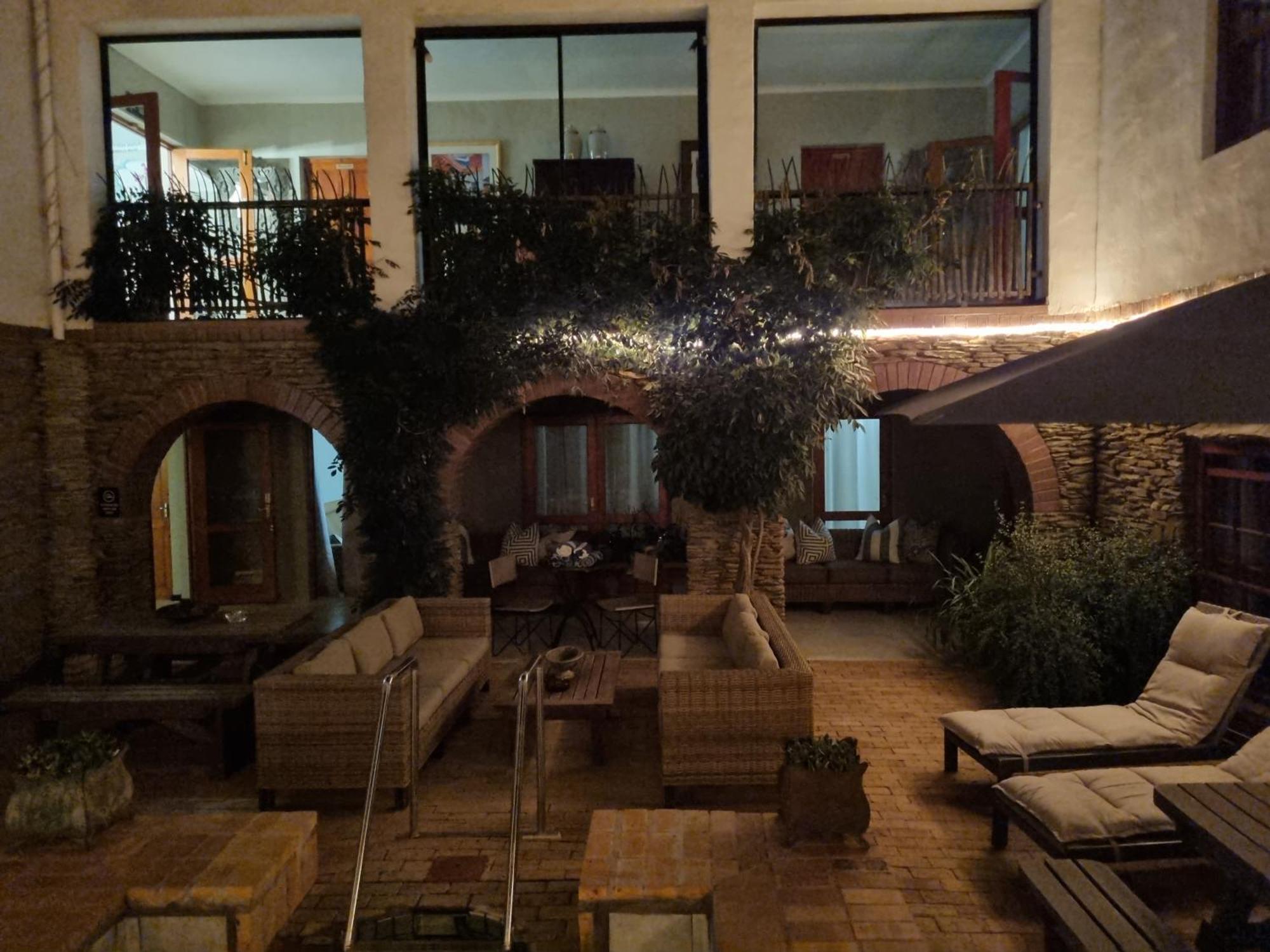 แบรีเดล การู ลอดจ์ Bed & Breakfast แบร์รีเดล ภายนอก รูปภาพ